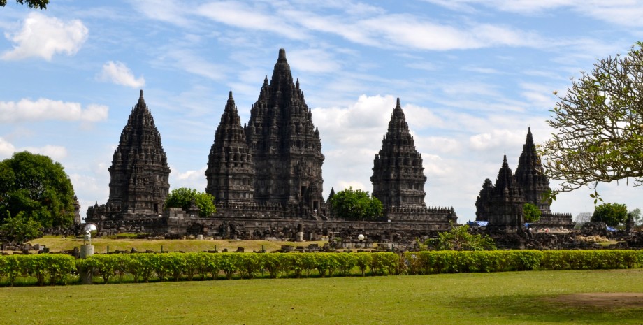 Visite de Borobudur et Prambanan